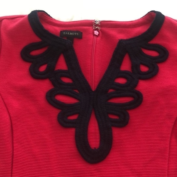 Talbots hot pink ribbed sheath dress with navy embroidered neckline size small - Picture 2 of 9